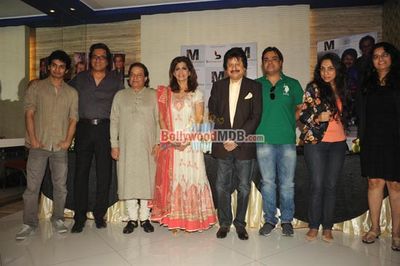 Singers Pankaj Udhas, Talat Aziz and Anup Jalota the unveiling of musical extravaganza MUSIC MANIA
