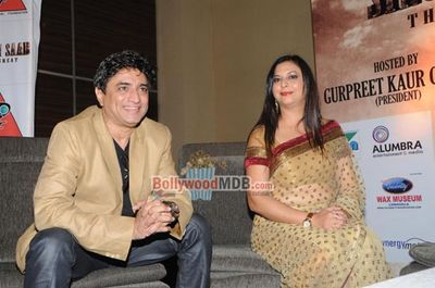 Sunny Deol & Urvashi Rautela at the unveiling of the wax statue of Shahid Bhagat Singh