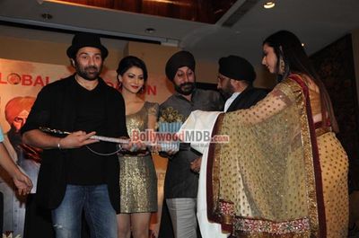 Sunny Deol & Urvashi Rautela at the unveiling of the wax statue of Shahid Bhagat Singh