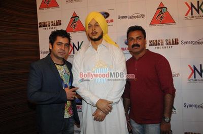 Sunny Deol & Urvashi Rautela at the unveiling of the wax statue of Shahid Bhagat Singh