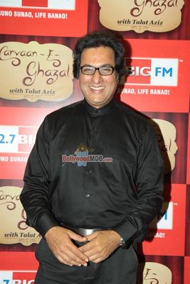Pankaj Udhas, Anup Jalota & Talat Aziz at the launch of Caravan-e-Ghazal at 92.7 BIG FM Studios