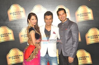 Malaika Arora Khan & Dino Morea walk the ramp for Vikram Phadnis at Blenders Pride Fashion Tour 2013