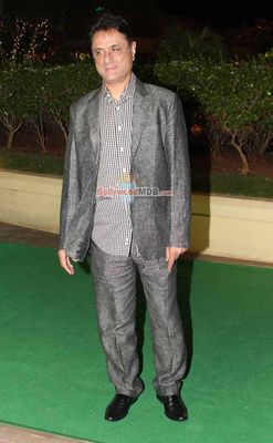 Bolly Celebs at Vishesh Bhatt's wedding reception