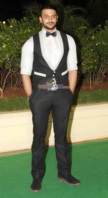 Bolly Celebs at Vishesh Bhatt's wedding reception