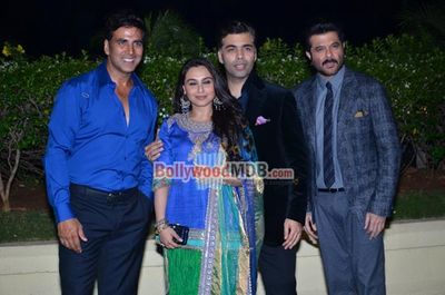 Bolly Celebs at Vishesh Bhatt\'s wedding reception