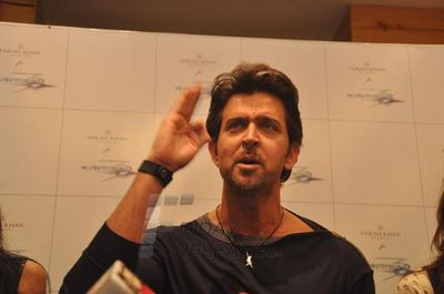 Hrithik Roshan launches 'Krrish 3' exclusive jewellery at store of Farah Ali Khan