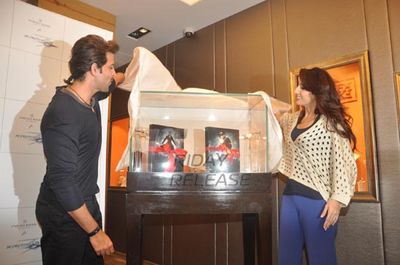 Hrithik Roshan launches 'Krrish 3' exclusive jewellery at store of Farah Ali Khan