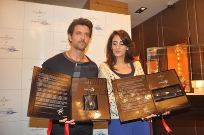 Hrithik Roshan launches 'Krrish 3' exclusive jewellery at store of Farah Ali Khan