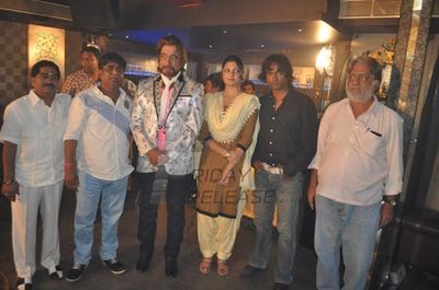Ashima Sharma with Shakti Kapoor at film 'Mumbai Can Dance Saalaa' item song shoot