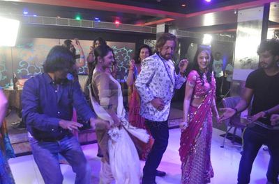 Ashima Sharma with Shakti Kapoor at film 'Mumbai Can Dance Saalaa' item song shoot