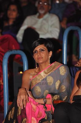 Hrithik Roshan was among Bolly Celebs at the 8th Edition of Dr Batra's Positive Health Awards 2013