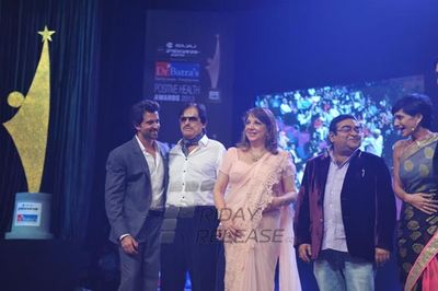 Hrithik Roshan was among Bolly Celebs at the 8th Edition of Dr Batra's Positive Health Awards 2013