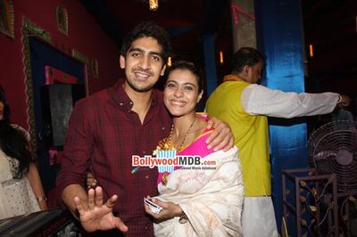 Kajol among Bolly Celebs at the North Bombay Sarbojanin Durga Puja celebrations
