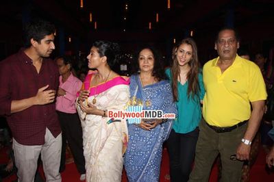 Kajol among Bolly Celebs at the North Bombay Sarbojanin Durga Puja celebrations