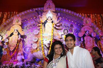 Kajol & Rani Mukherjee at North Bombay Sarbojanin Durga Puja celebrations