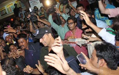 Akshay Kumar promotes 'BOSS'