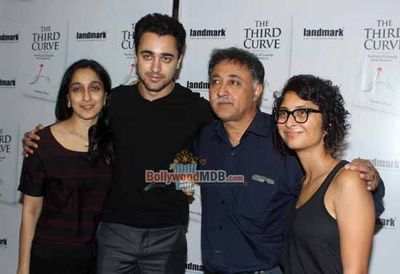 Imran Khan & Kiran Rao at Mansoor Khan\'s book \'The Third Curve\' launch