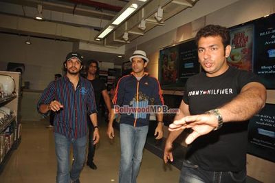 Farhan Akhtar & Sonam Kapoor launch film 'BHAAG MILKHA BHAAG' DVD