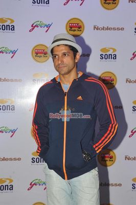 Abhishek Bachchan, Farhan Akhtar & Anita Raj at the NGO MAGIC BUS Auction