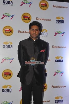 Abhishek Bachchan, Farhan Akhtar & Anita Raj at the NGO MAGIC BUS Auction