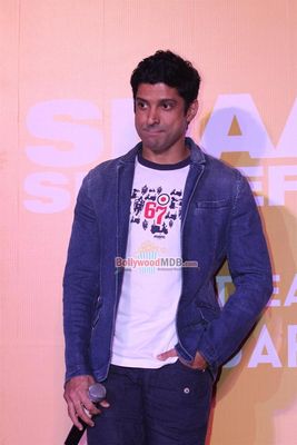 Vidya Balan and Farhan Akhtar at first look launch of 'Shaadi Ke Side Effects'
