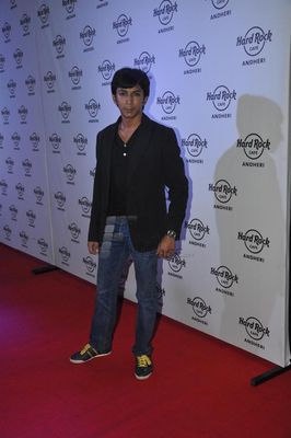 Subhash Ghai, Gul Panag, Rishi Kapoor among Bollywood Celebs at the Hard Rock Cafe launch
