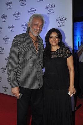 Subhash Ghai, Gul Panag, Rishi Kapoor among Bollywood Celebs at the Hard Rock Cafe launch