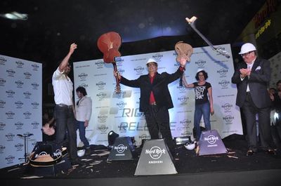 Subhash Ghai, Gul Panag, Rishi Kapoor among Bollywood Celebs at the Hard Rock Cafe launch