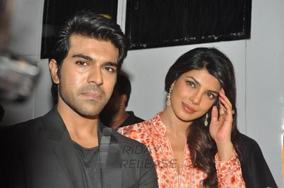 Priyanka Chopra & Ram Charan Teja promote film \'ZANJEER\' on the sets of \'Bade Achhe Lagte Hain\'