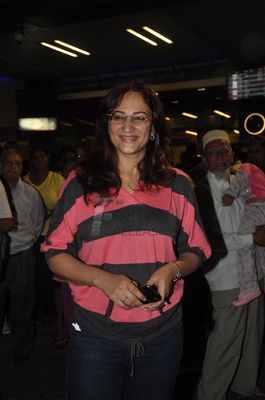 Bollywood Celebs snapped departing for South Africa for SAIFTA 2013 at Mumbai International Airport