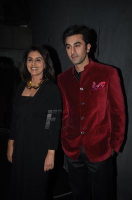 Ranbir Kapoor & Neetu Singh promotes 'Besharam' on KBC 7
