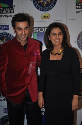 Ranbir Kapoor & Neetu Singh promotes 'Besharam' on KBC 7