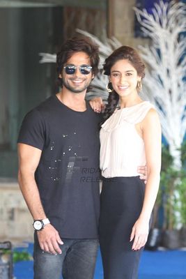 Shahid Kapoor and Ileana D\'Cruz at film \'Phata Poster Nikhla Hero\' media interaction