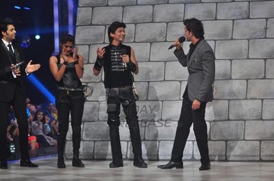 Hrithik Roshan and Priyanka Chopra promote 'Krrish 3' on JHALAK DIKHHLA JAA Season 6 Grand Finale sets