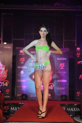 Monica Dogra & Girish Taurani at Miss Maxim 2014 launch bikini fashion show