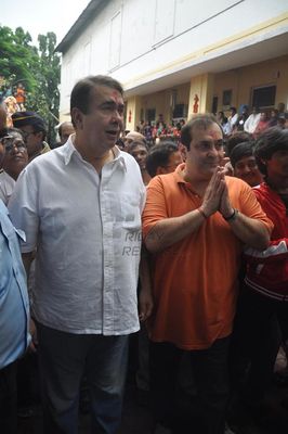 Kapoor family at RK Studios Ganesh Visarjan