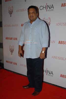 Bolly Celebs at "In an Artist's Mind - V" The Modern Indian Contemporary Art & Fashion show