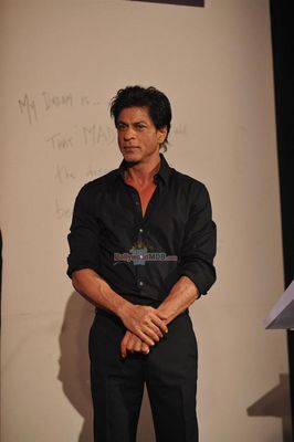 Shah Rukh Khan with Saahil Prem and Amrit Maghera at launch of application- The Mad Wall of Dreams