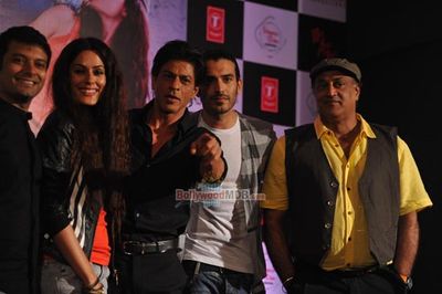 Shah Rukh Khan with Saahil Prem and Amrit Maghera at launch of application- The Mad Wall of Dreams