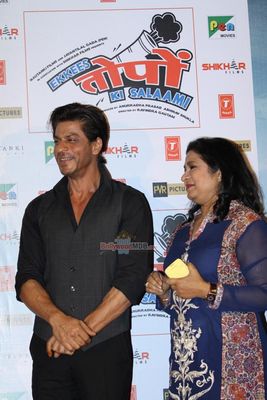 Shah Rukh Khan along with the star cast of the film 'Ekkees Toppon Ki Salaami' at their trailer launch