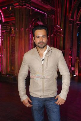 Emraan Hashmi and Humaima Malick promotes 'RAJA NATWARLAL' on Zee TV show India's Best Cine Stars Ki Khoj 2014