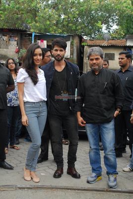 Shahid Kapoor, Shraddha Kapoor, Vishal Bhardwaj promote film 'Haider'