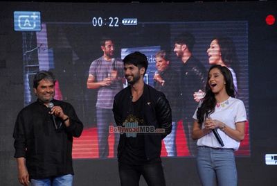 Shahid Kapoor, Shraddha Kapoor, Vishal Bhardwaj promote film 'Haider'