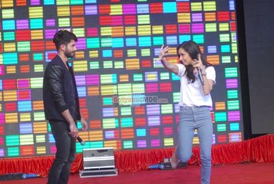 Shahid Kapoor, Shraddha Kapoor, Vishal Bhardwaj promote film 'Haider'