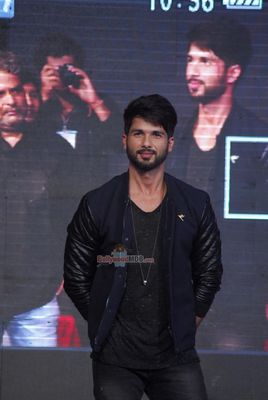 Shahid Kapoor, Shraddha Kapoor, Vishal Bhardwaj promote film 'Haider'
