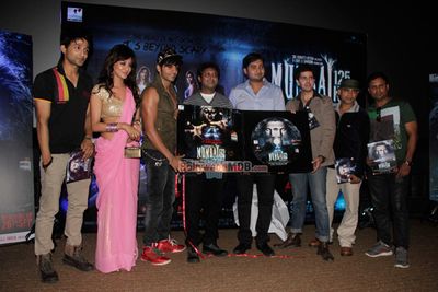 Vedita Pratap Singh & Karanvir Bohra at 3D trailer and music launch of film 'Mumbai 125 KM'