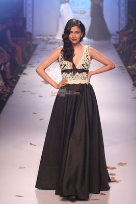 Diana Penty walks the ramp for Rocky S show at LFW Winter Festive 2014