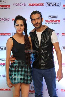 Bolly Celebs at Mandate Model Hunt Grand Finale