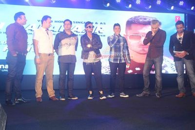 Yo Yo Honey Singh, Urvashi Rautela and Bhushan Kumar at the music album launch of 'DESI KALAKAAR'