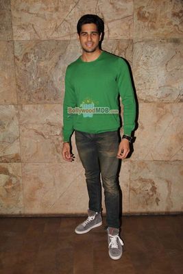 Parineeti Chopra, Alia Bhatt, Siddharth Malhotra at film 'HASEE TOH PHASEE' special screening